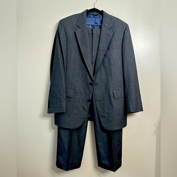 Vintage Brooks Brothers Gray Wool Suit (80’s or 90’s by the tag). 42L